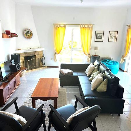 Casa Flora - Vale Da Telha - Nature - Surf & Sun อัลเจซูร์ ภายนอก รูปภาพ